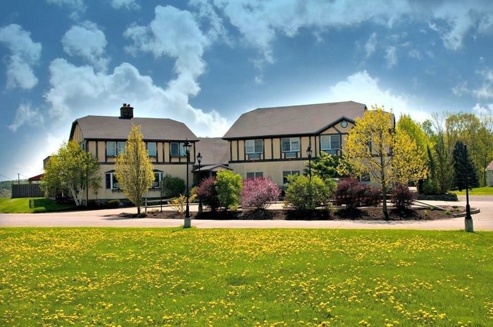 Camelot Restaurant & Inn Clarks Summit Buitenkant foto